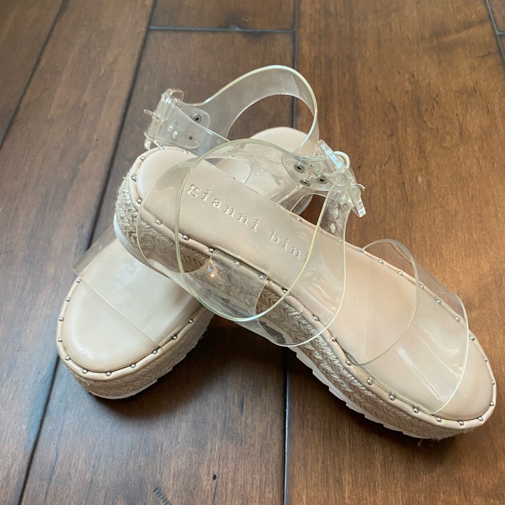 Gianni Bini clear platform sandal size:6